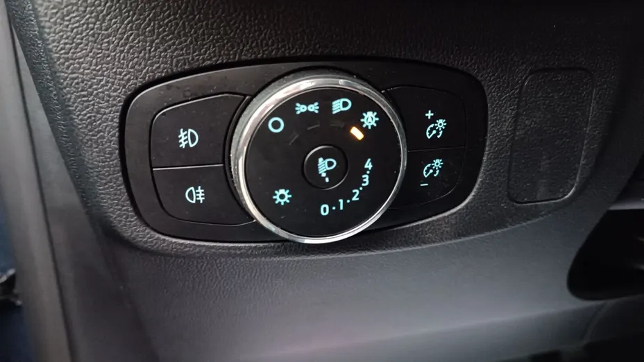 FORD Focus Focus 1.5 EcoBlue Active X aut