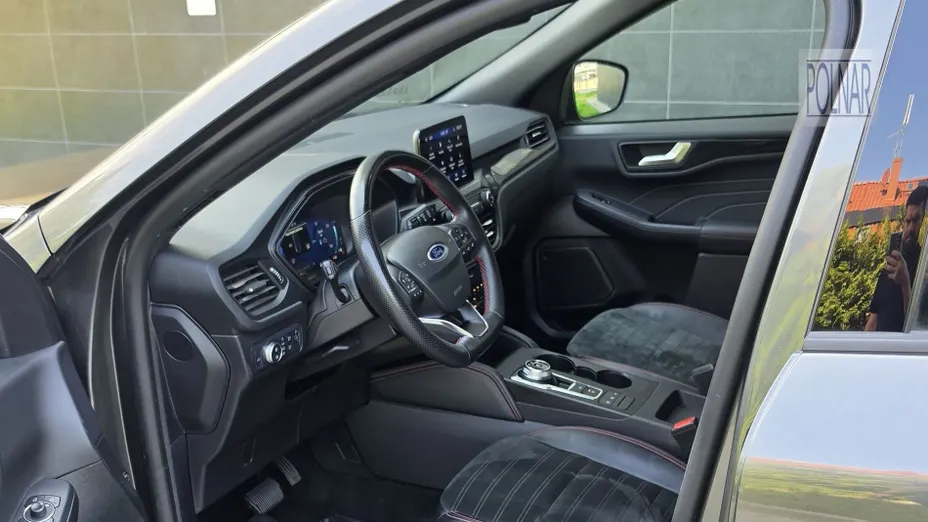 FORD Kuga Kuga 2.5 FHEV AWD ST-Line X eCVT