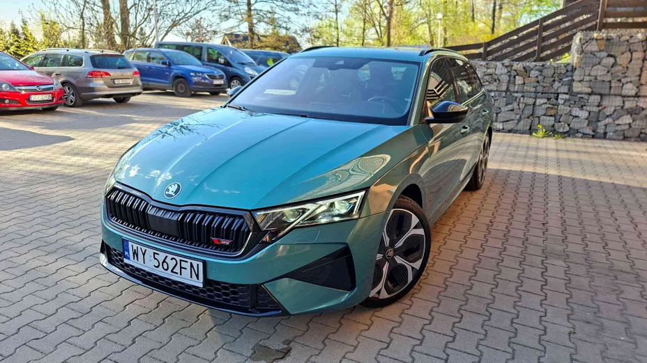 SKODA Octavia Octavia 2.0 TSI RS DSG