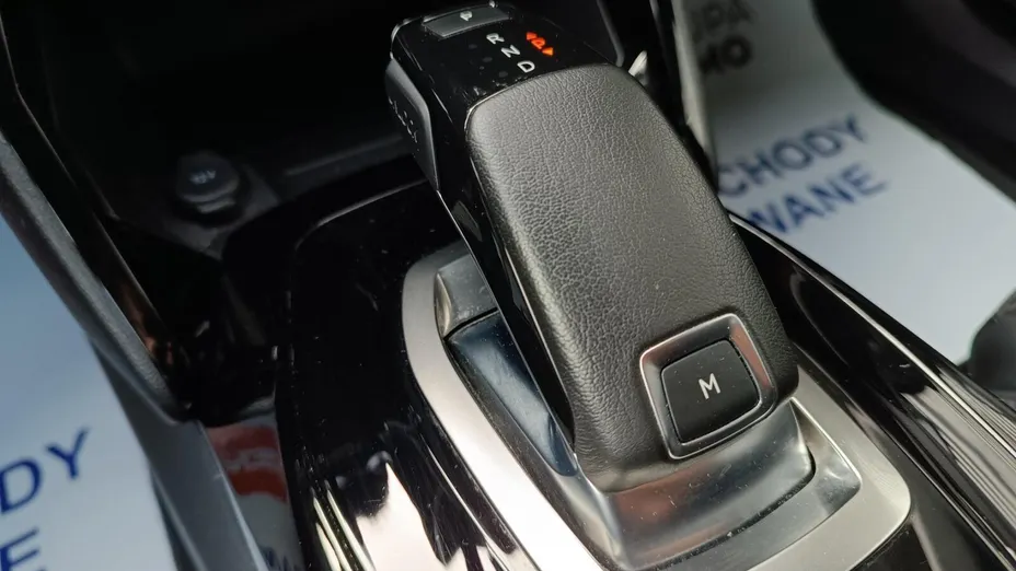 PEUGEOT 2008 2008 1.2 PureTech GT Pack S&S EAT8