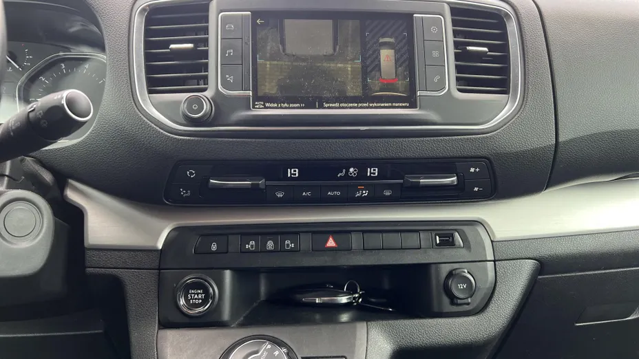 TOYOTA Proace Verso Proace Verso 2.0 D4-D Medium VIP Aut.