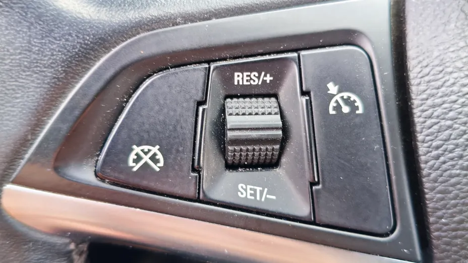 OPEL Astra Astra III 1.4 Cosmo