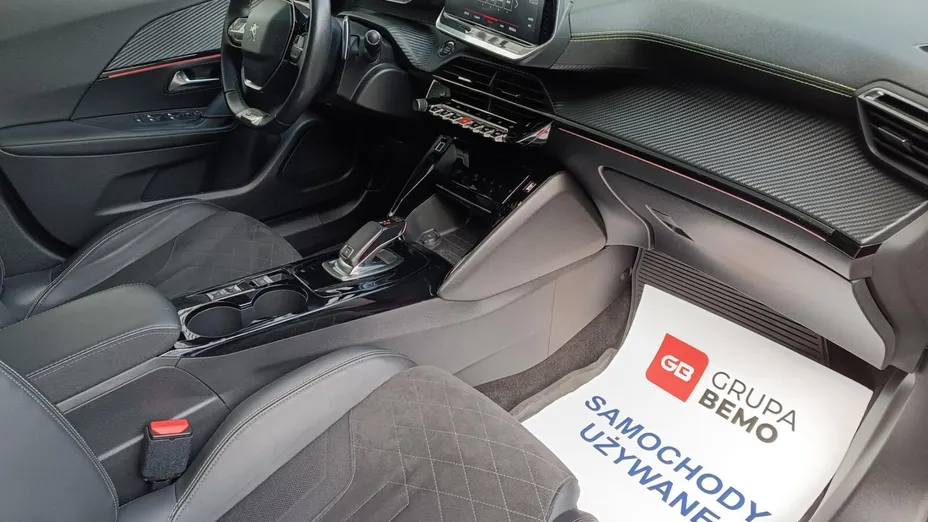 PEUGEOT 2008 2008 1.2 PureTech GT Pack S&S EAT8