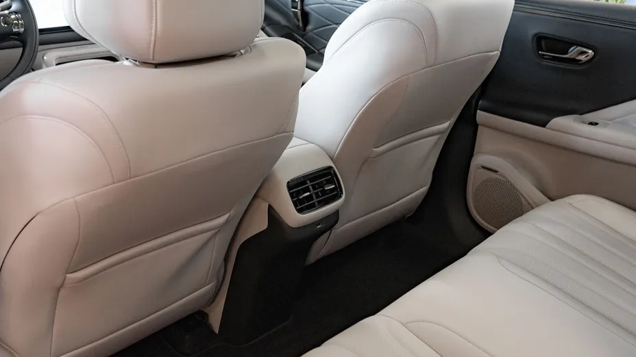 AION V V 75.3kWh Premium Nowy