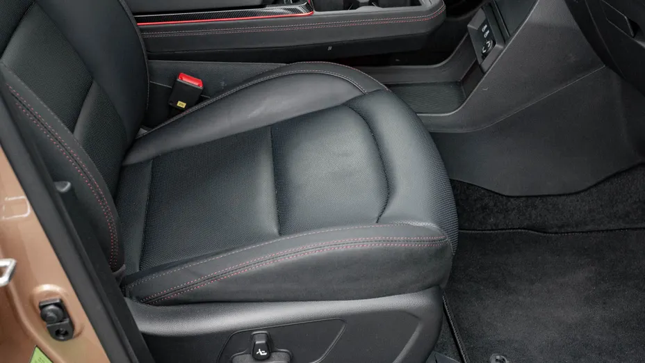 KGM / SSANGYONG Actyon Actyon 1.5 T-GDI Adventure aut