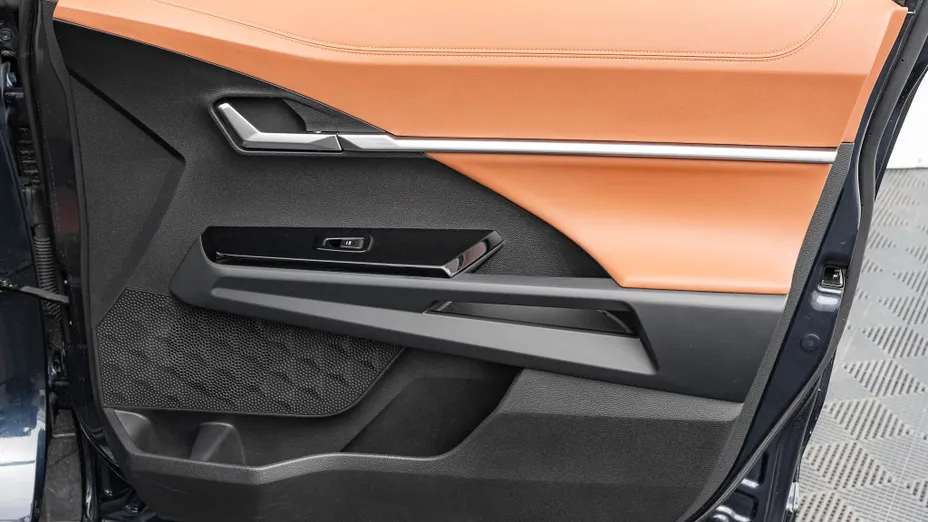 KGM / SSANGYONG Torres Torres 1.5 T-GDI Adventure Plus aut