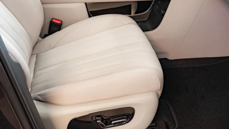 AION V V 75.3kWh Premium Nowy