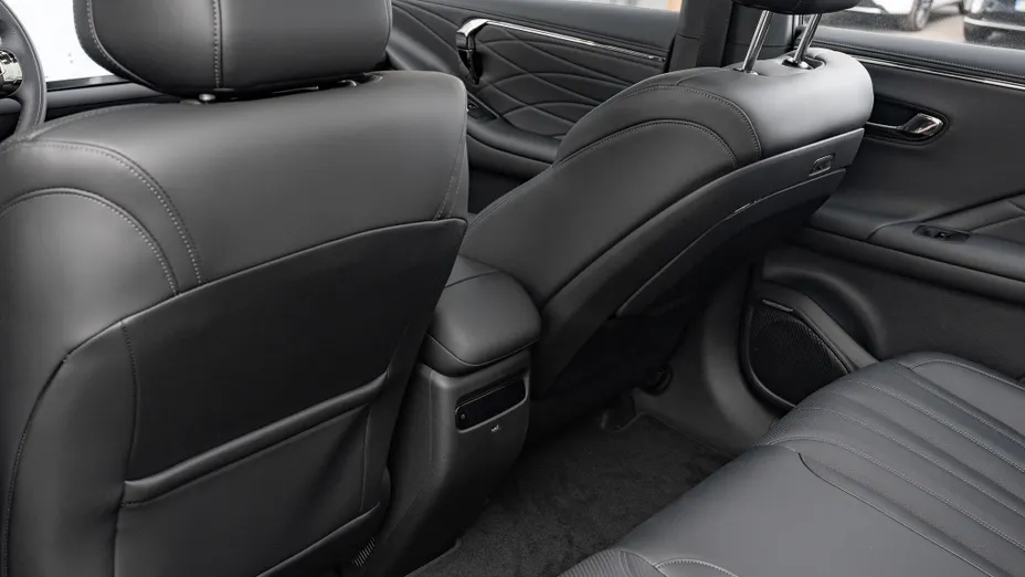 AION V V 75.3kWh Luxury Nowy