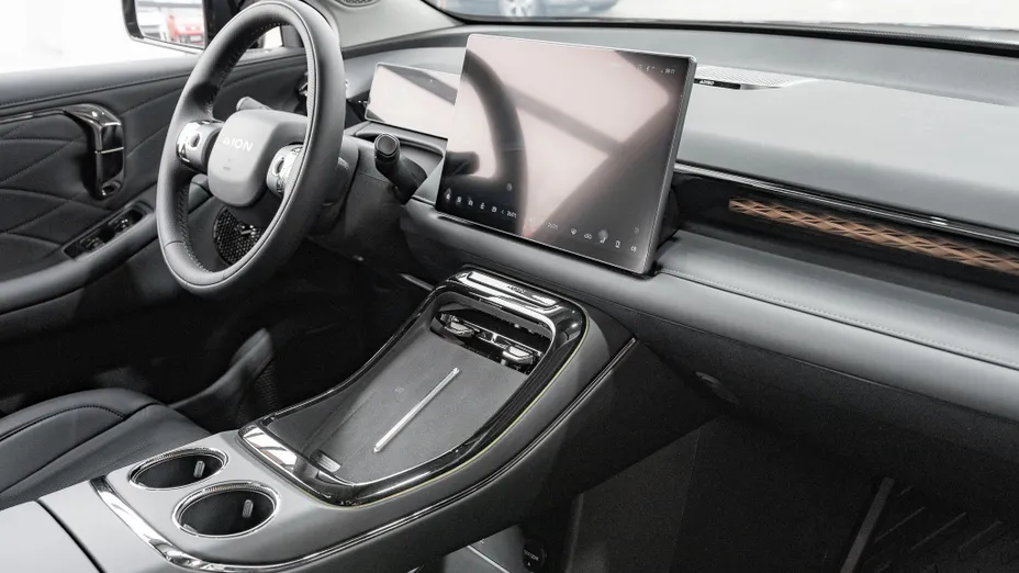 AION V V 75.3kWh Luxury Nowy