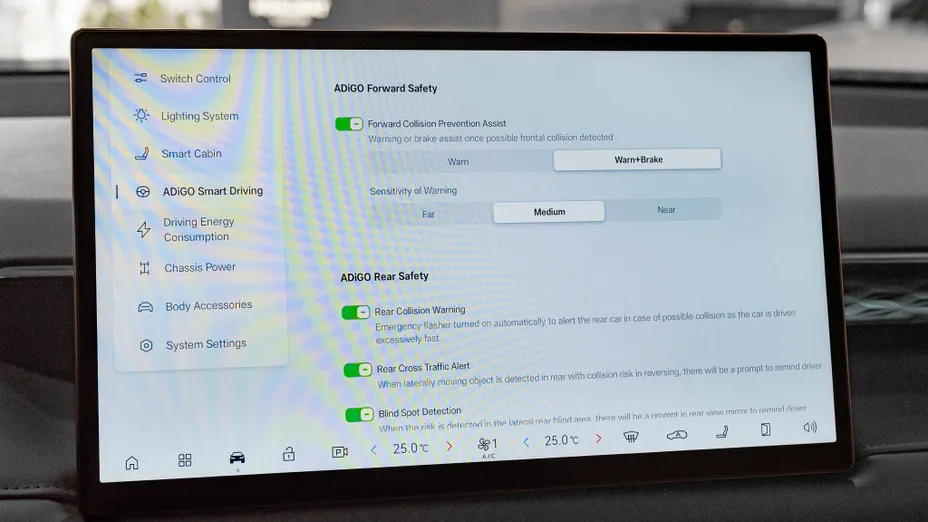 AION V V 75.3kWh Premium Nowy