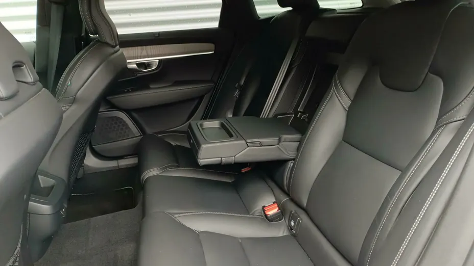 VOLVO V90 V90 CC D5 SCR AWD aut