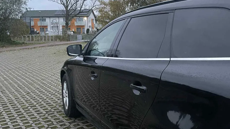 VOLVO XC60 -