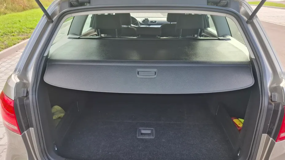 VOLKSWAGEN Passat -