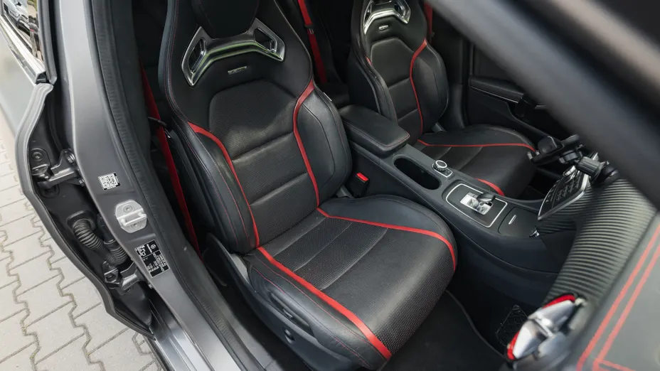 MERCEDES-BENZ A Klasa A 45 AMG 4-Matic