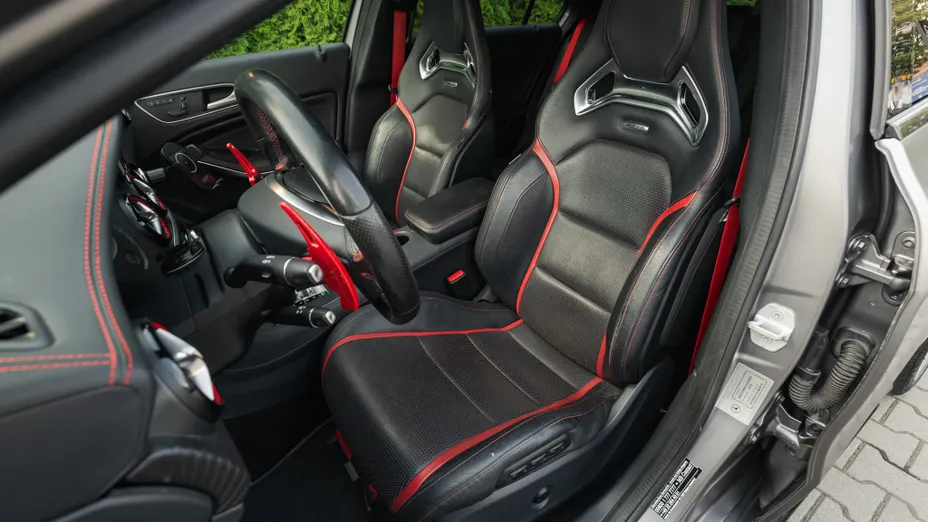 MERCEDES-BENZ A Klasa A 45 AMG 4-Matic