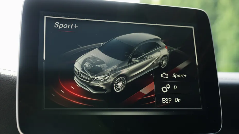 MERCEDES-BENZ A Klasa AMG A 45 4-Matic