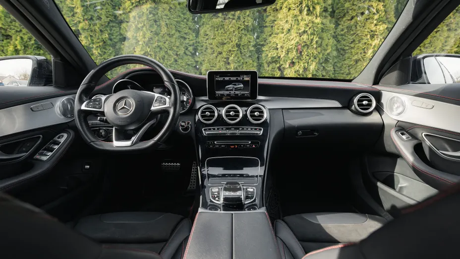 MERCEDES-BENZ C Klasa AMG C 43 4-Matic