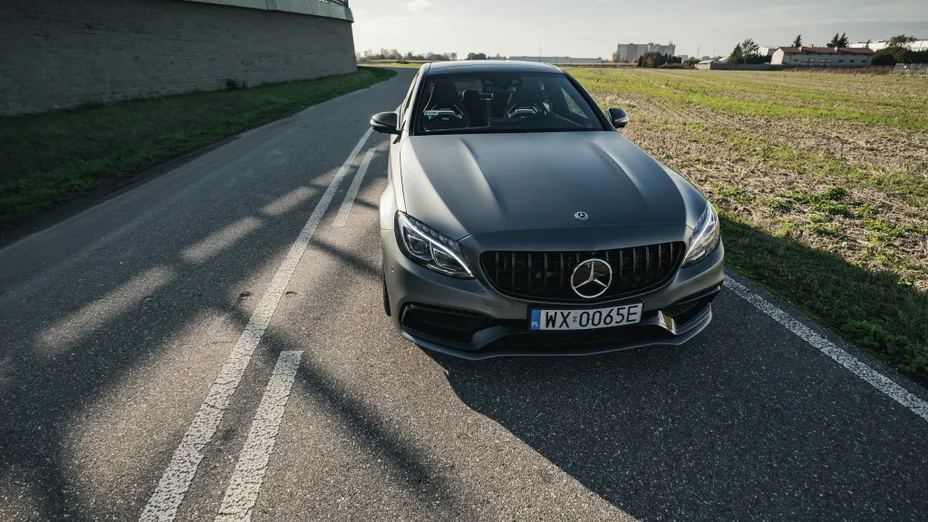 MERCEDES-BENZ C Klasa AMG C 63 S