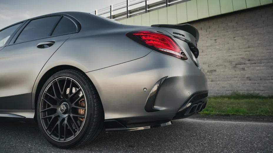 MERCEDES-BENZ C Klasa AMG C 63 S