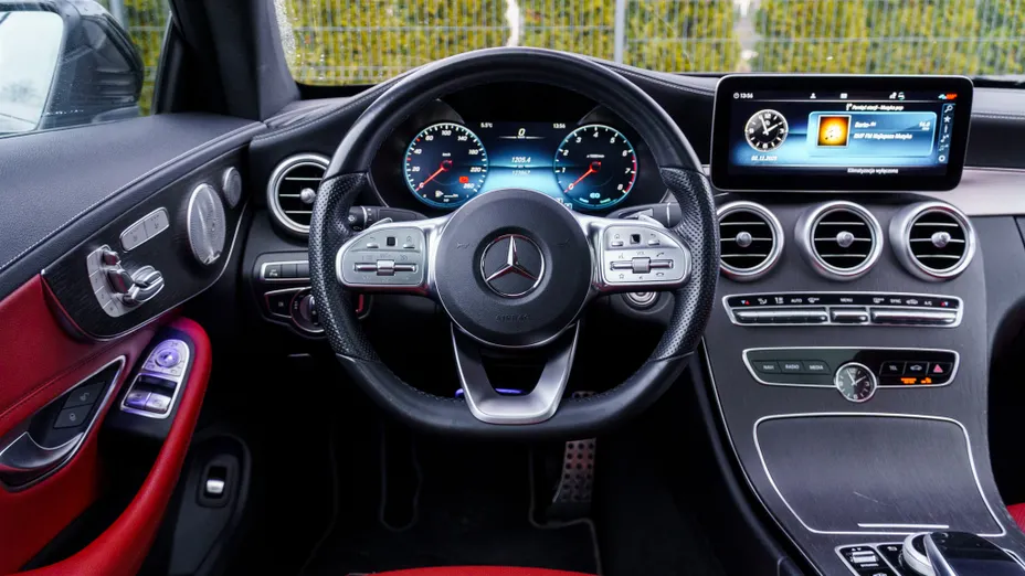 MERCEDES-BENZ C Klasa C 300 9G-TRONIC