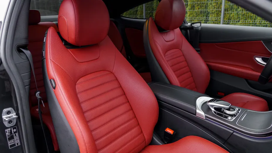 MERCEDES-BENZ C Klasa C 300 9G-TRONIC