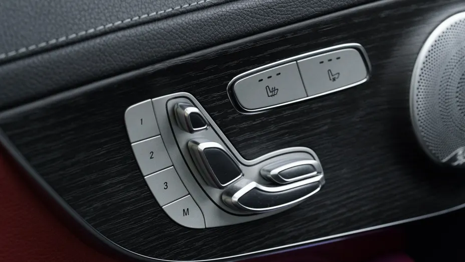 MERCEDES-BENZ C Klasa C 300 9G-TRONIC