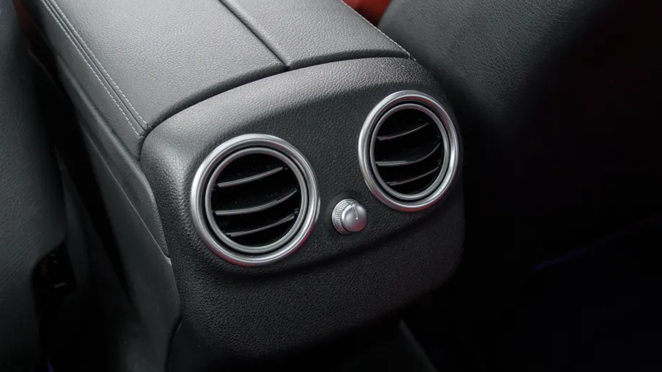 MERCEDES-BENZ C Klasa C 300 9G-TRONIC