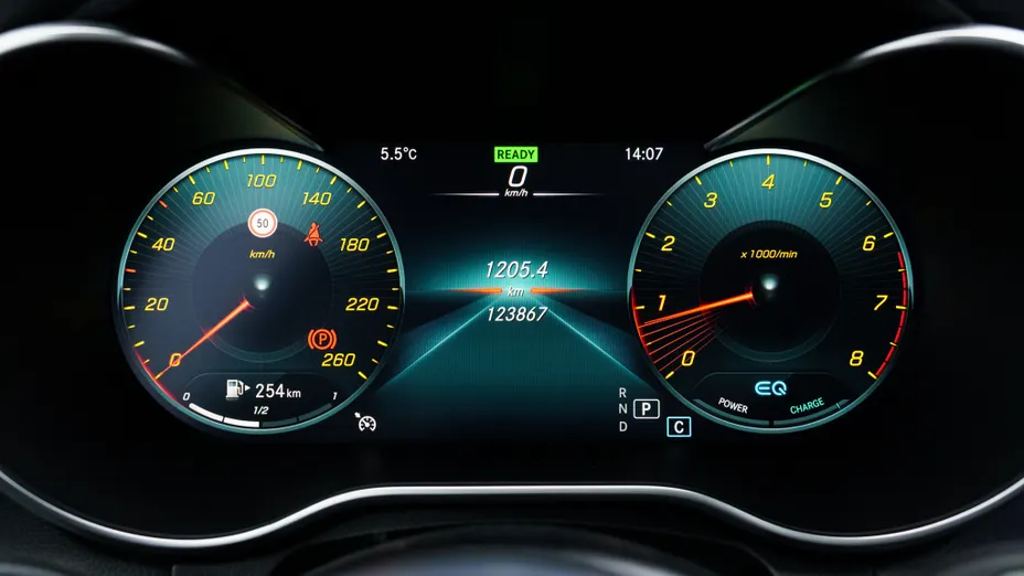 MERCEDES-BENZ C Klasa C 300 9G-TRONIC