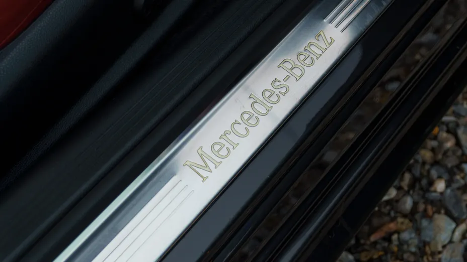 MERCEDES-BENZ C Klasa C 300 9G-TRONIC