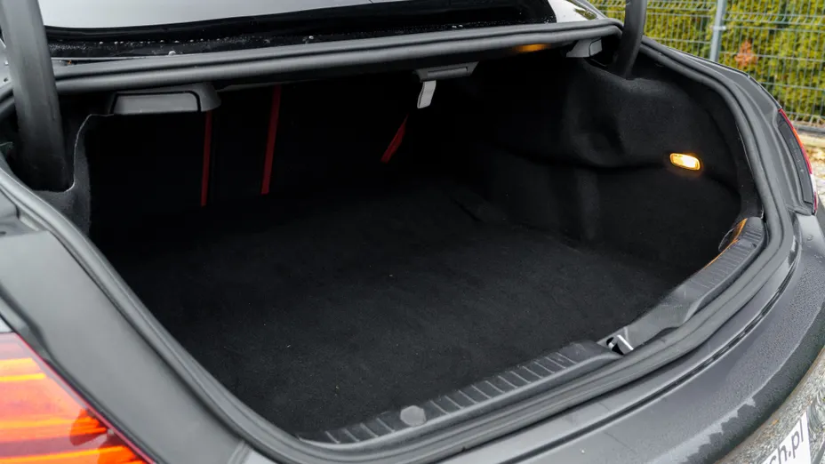 MERCEDES-BENZ C Klasa C 300 9G-TRONIC