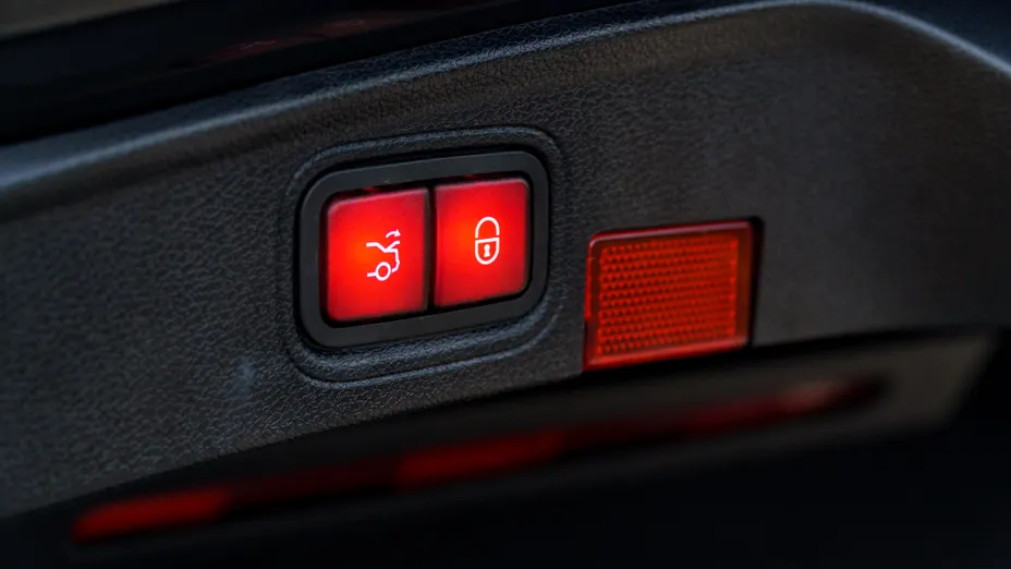 MERCEDES-BENZ C Klasa C 300 9G-TRONIC