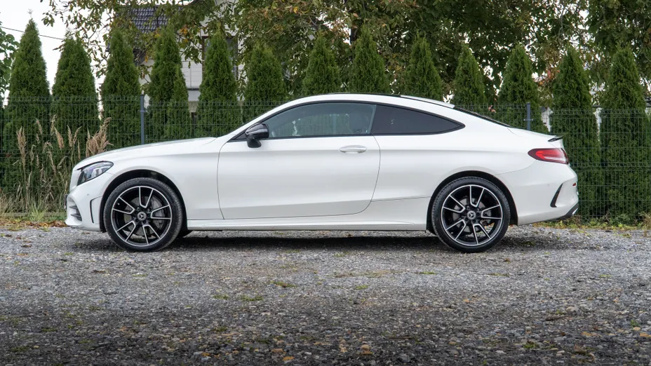 MERCEDES-BENZ C Klasa C 300 d 4MATIC 9G-TRONIC