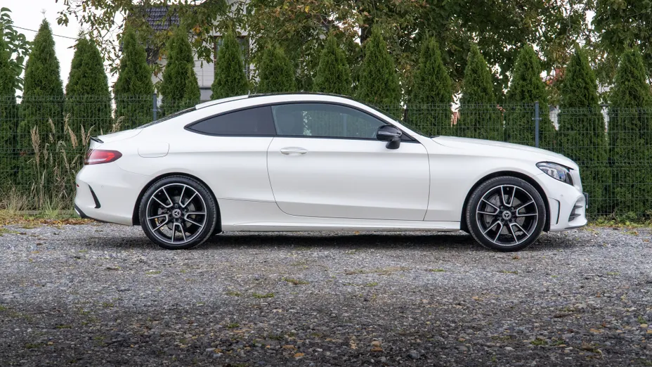 MERCEDES-BENZ C Klasa C 300 d 4MATIC 9G-TRONIC