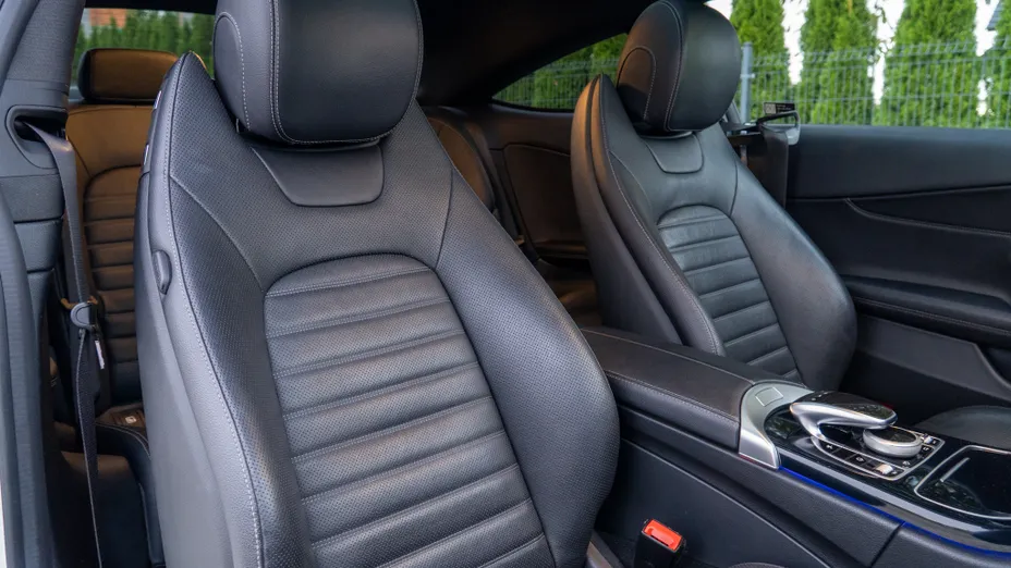 MERCEDES-BENZ C Klasa C 300 d 4MATIC 9G-TRONIC