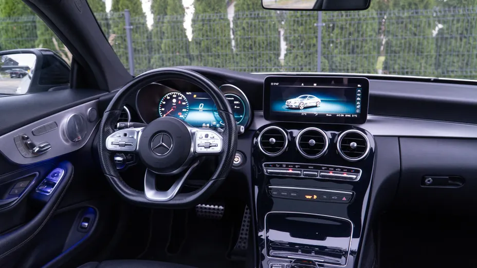 MERCEDES-BENZ C Klasa C 300 d 4MATIC 9G-TRONIC