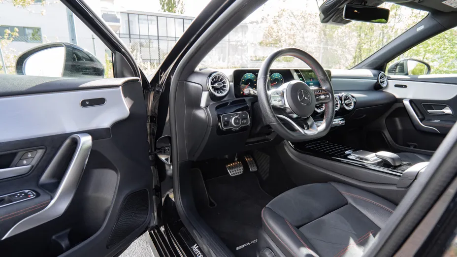 MERCEDES-BENZ A Klasa A 200 AMG Line 7G-DCT