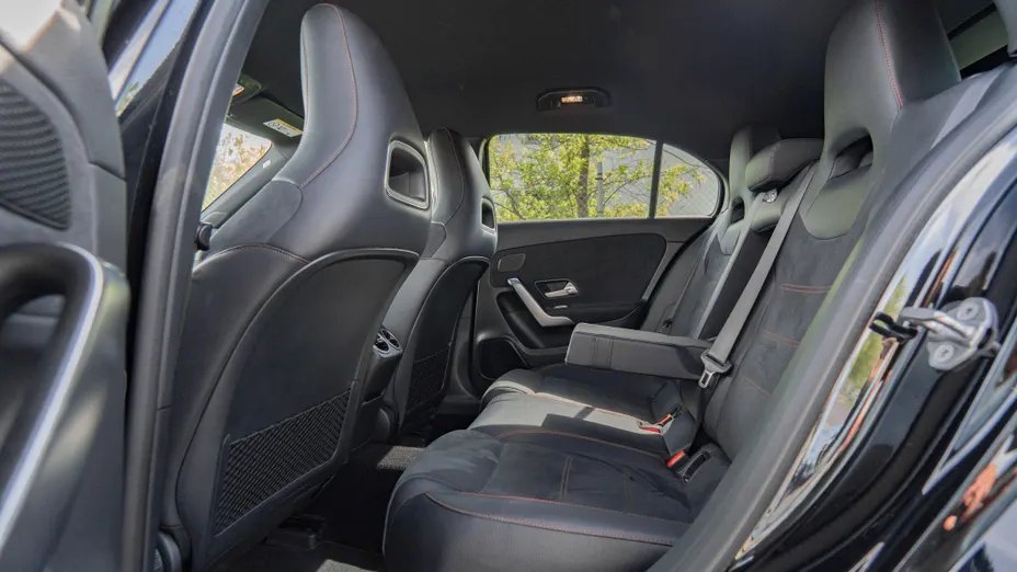 MERCEDES-BENZ A Klasa A 200 AMG Line 7G-DCT