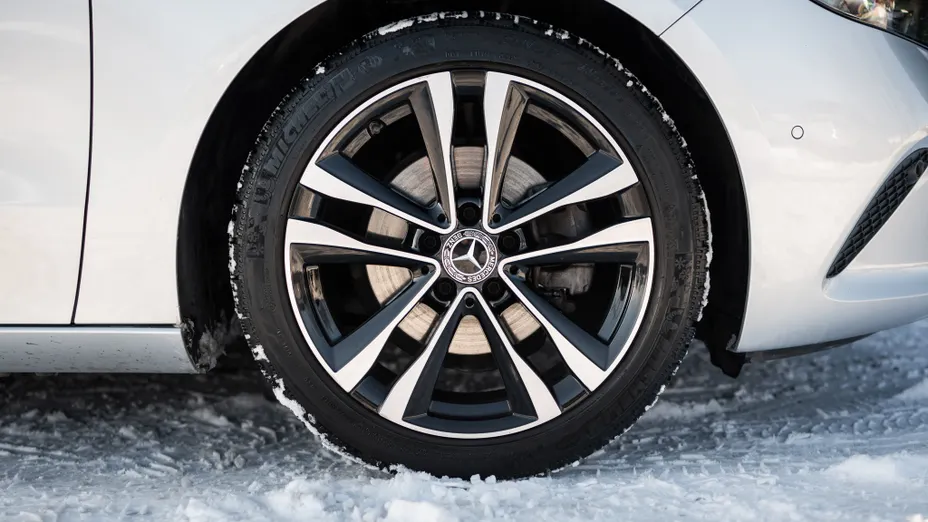 MERCEDES-BENZ B Klasa B 180 d 7G-DCT