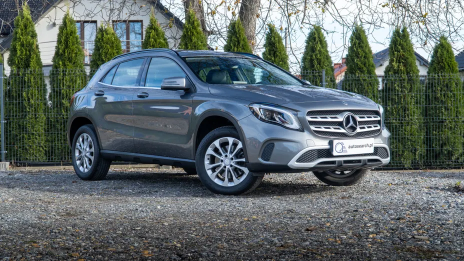 MERCEDES-BENZ GLA GLA 220 4-Matic Urban