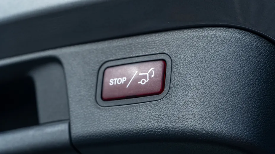 MERCEDES-BENZ GLA GLA 220 4-Matic Urban