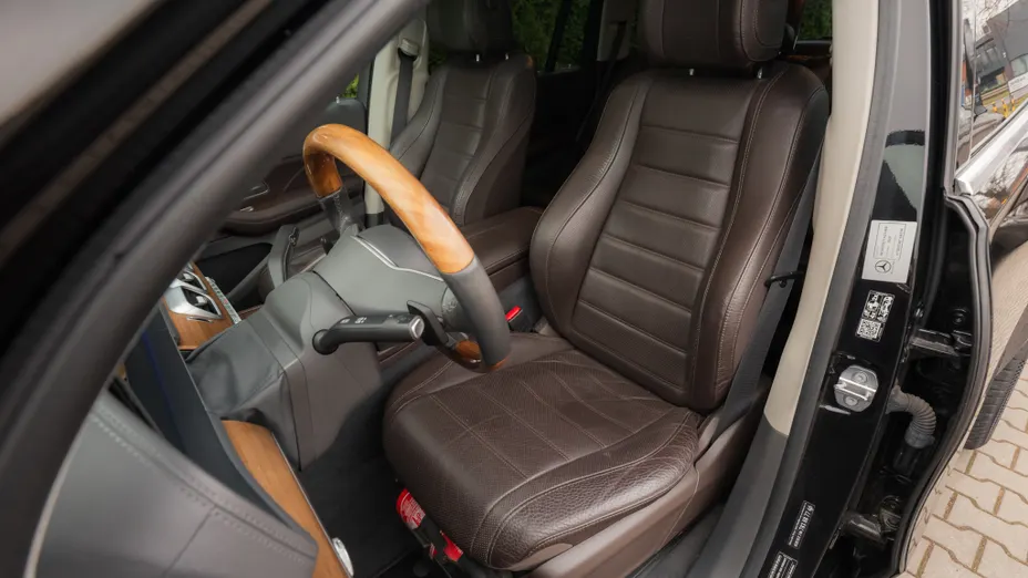 MERCEDES-BENZ GL GLS 350 d 4-Matic