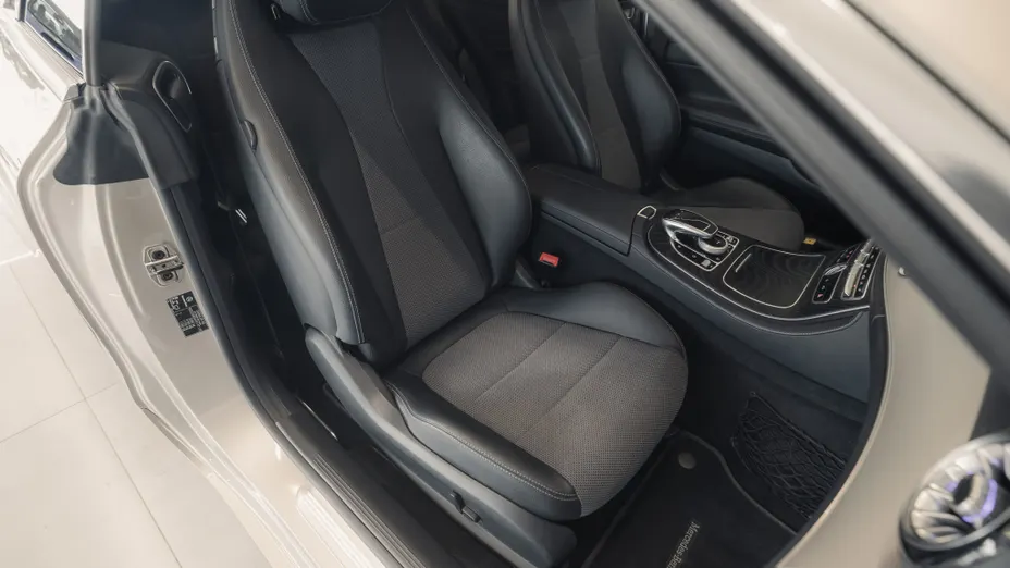 MERCEDES-BENZ E Klasa E 200 Coupe 4-Matic 9G-TRONIC