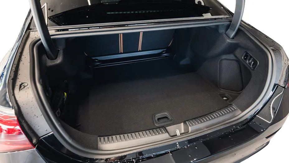MERCEDES-BENZ E Klasa E 200 d mHEV Avantgarde 9G-Tronic Nowy