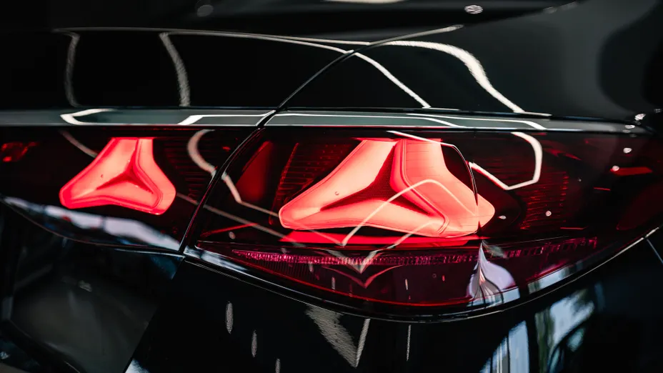 MERCEDES-BENZ E Klasa E 200 d mHEV Avantgarde 9G-Tronic Nowy