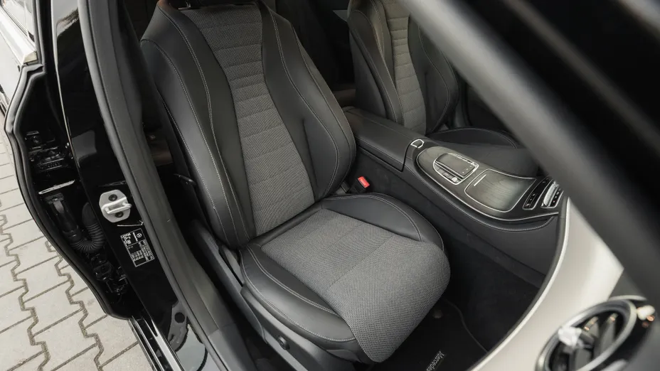 MERCEDES-BENZ E Klasa E 220 d