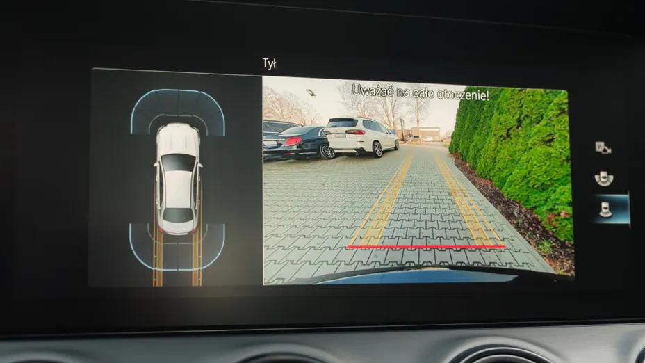 MERCEDES-BENZ E Klasa E 220 d