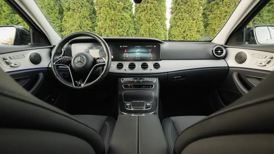 MERCEDES-BENZ E Klasa E 220 d