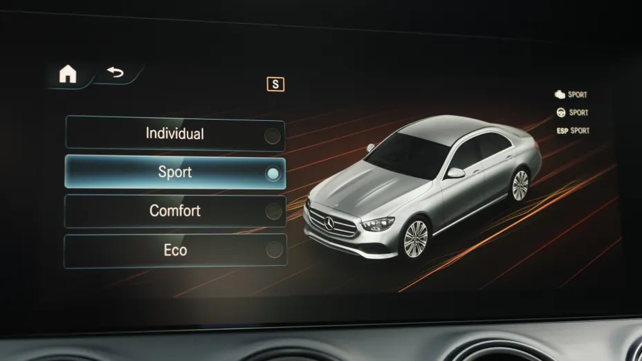 MERCEDES-BENZ E Klasa E 220 d