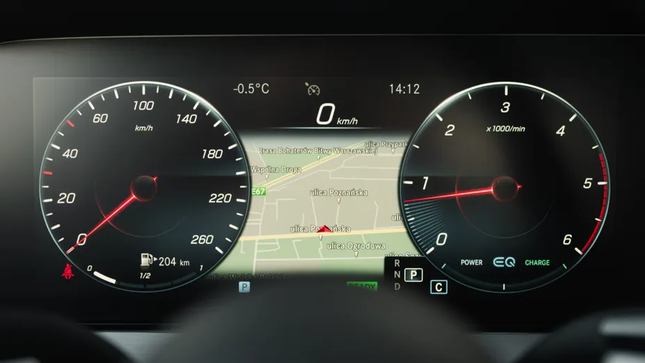 MERCEDES-BENZ E Klasa E 220 d