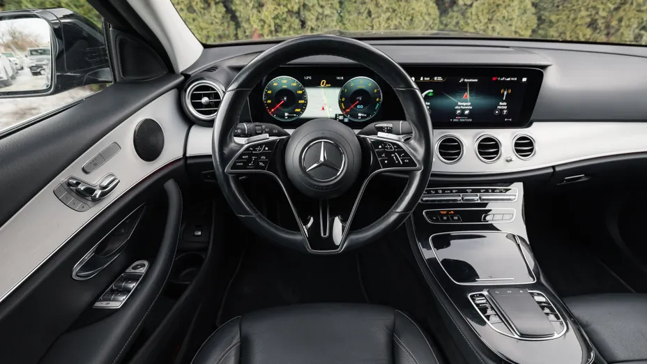 MERCEDES-BENZ E Klasa E 300 de 4-Matic Avantgarde